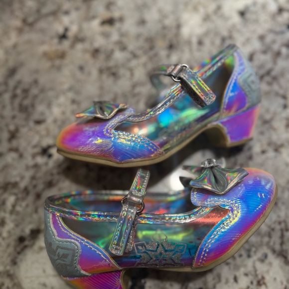 Frozen little Kids Silver Shoes with Bow 9T - Picture 4 of 11